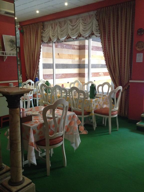 Embassy Hotel Beirut Esterno foto