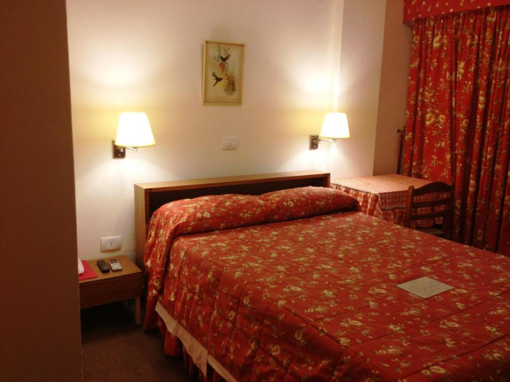 Embassy Hotel Beirut Camera foto