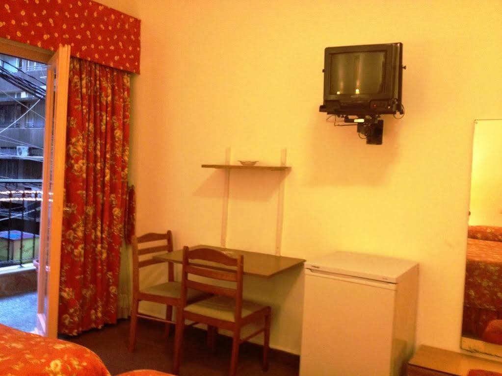 Embassy Hotel Beirut Esterno foto